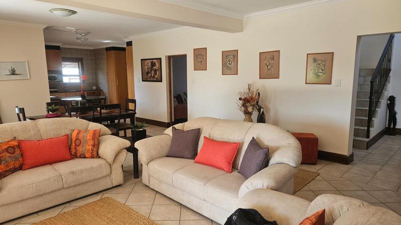 4 Bedroom Property for Sale in Westlake North West